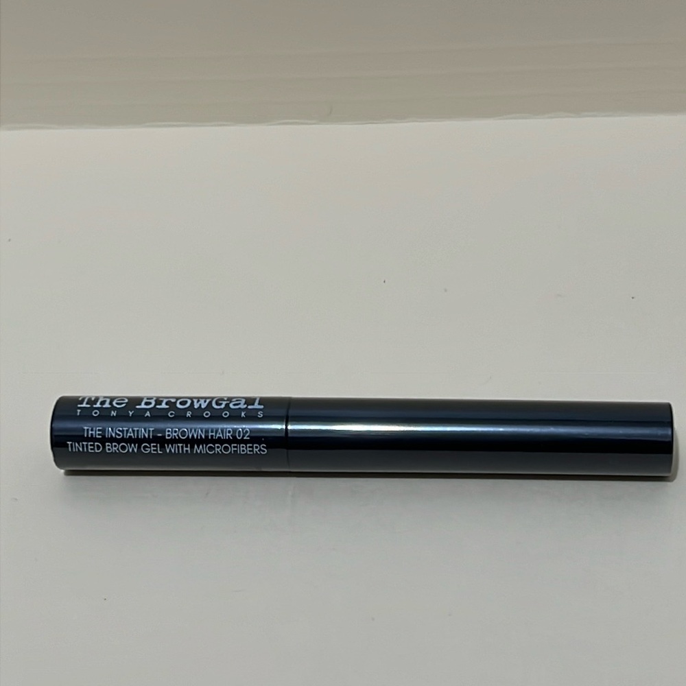 The BrowGal Tonya Crooks The Instant Brown Hair 02 Tinted Brow Gel W/Microfibers